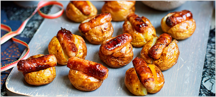 Mini Papas Terroríficas con Salchichas Glaseadas